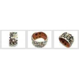 Luxe armband studs